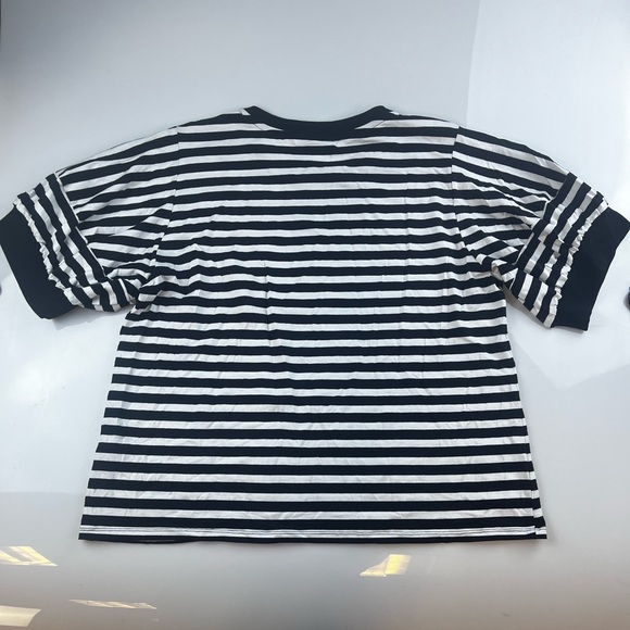 Karl Lagerfeld Paris Stripe Knit Eiffel Tower Short Puff Sleeve Tee S69-24 - Picture 7 of 7